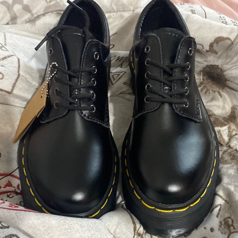 Low platform doc martens